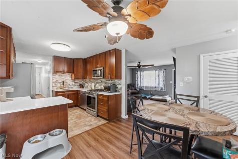 7185 Lake Shore Boulevard Mentor OH 44060