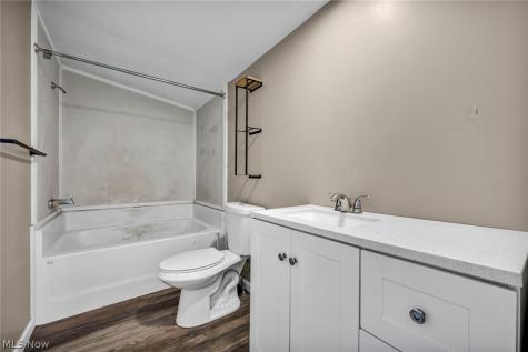 120 Sunset Drive Lodi OH 44254
