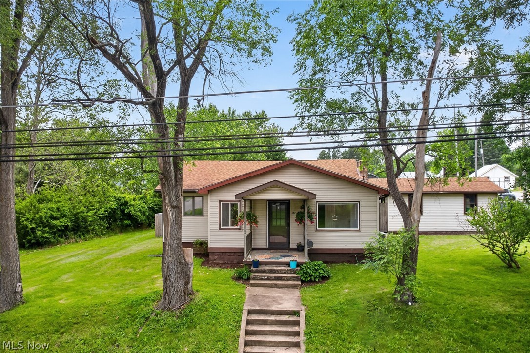 538 W Park Avenue Columbiana OH 44408