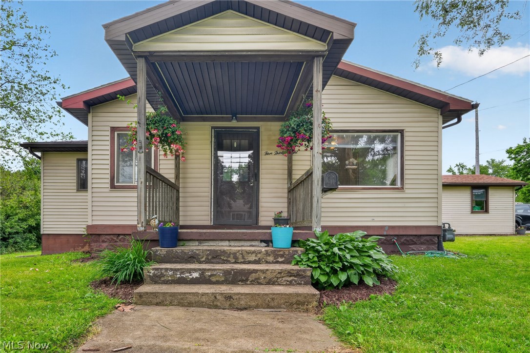 538 W Park Avenue Columbiana OH 44408