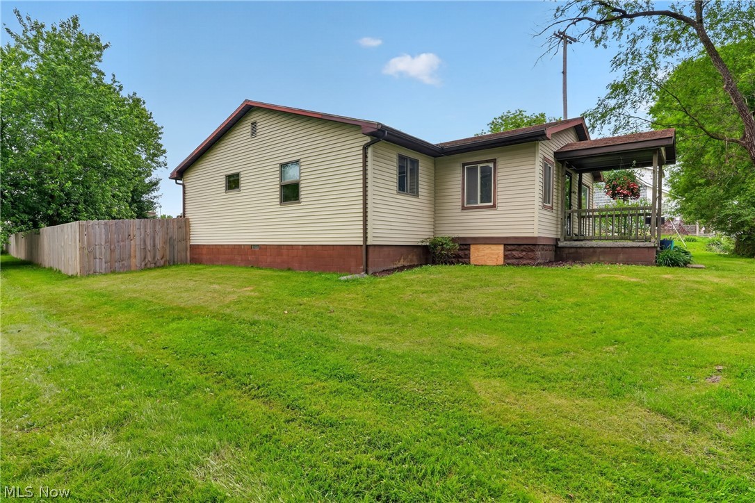 538 W Park Avenue Columbiana OH 44408
