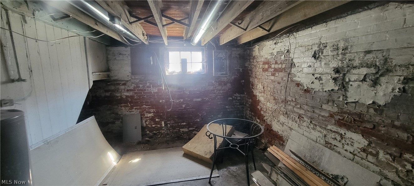 7503 Osage Avenue Cleveland OH 44105