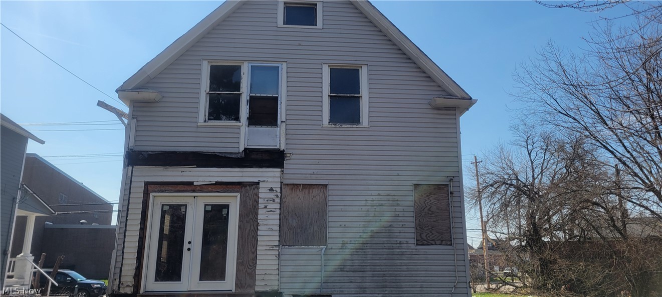 7503 Osage Avenue Cleveland OH 44105