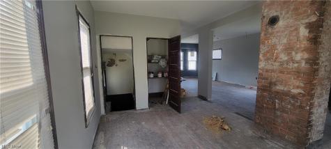 7503 Osage Avenue Cleveland OH 44105
