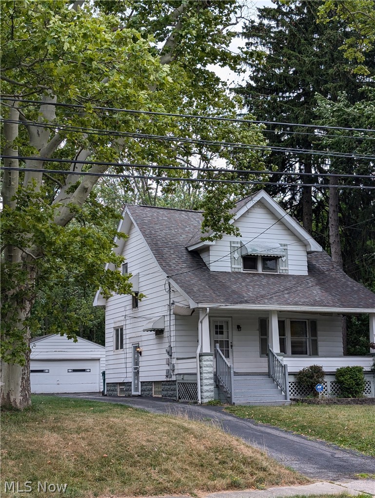 16029 Friend Avenue Maple Heights OH 44137