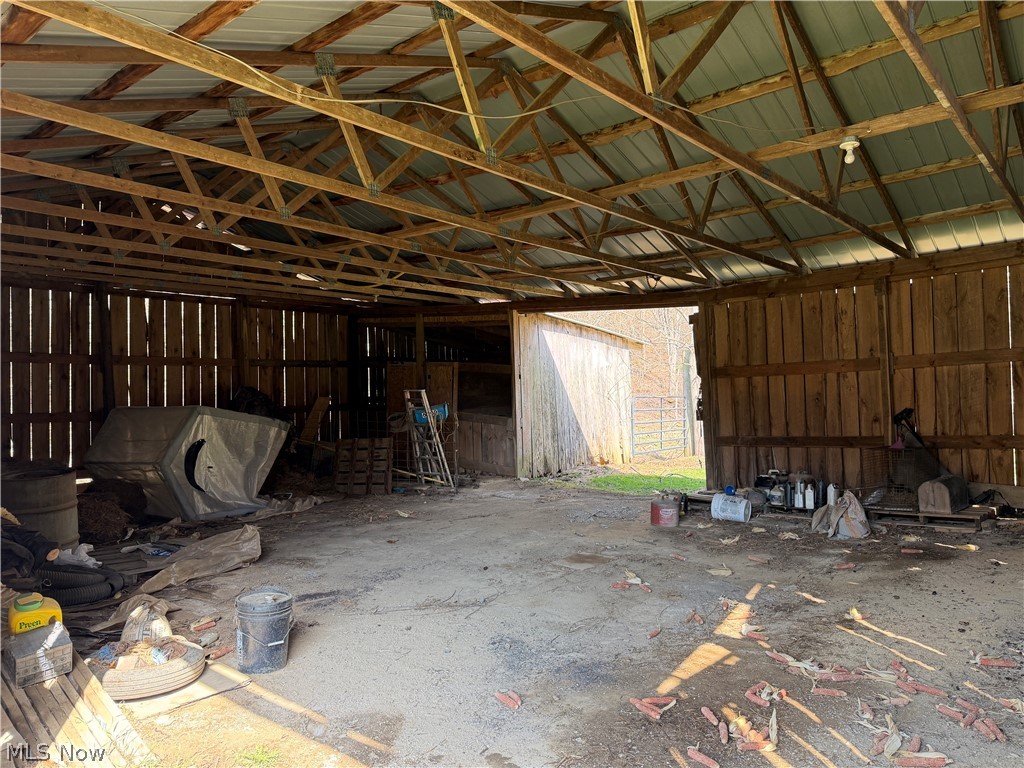 6809 Leonhard Hill Road SW Port Washington OH 43837