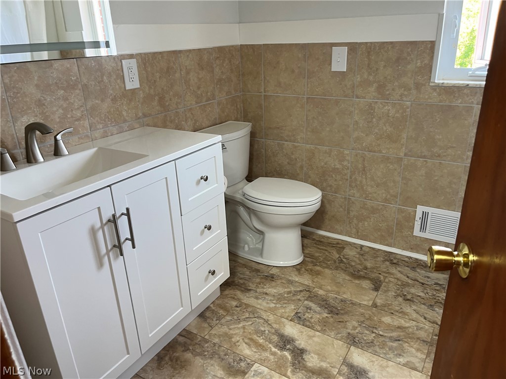 128 Grandview Drive Wintersville OH 43953