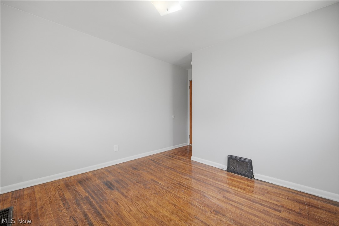 2806 Harmont Avenue NE Canton OH 44705