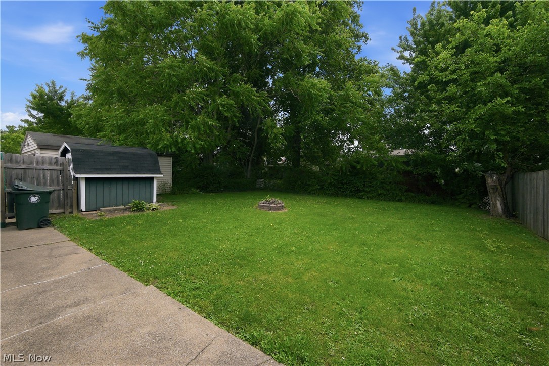 2806 Harmont Avenue NE Canton OH 44705
