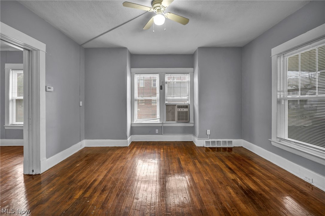 14819 Westropp Avenue Cleveland OH 44110