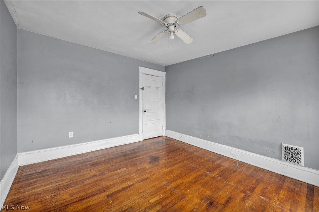 14819 Westropp Avenue Cleveland OH 44110