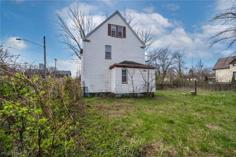 14819 Westropp Avenue Cleveland OH 44110