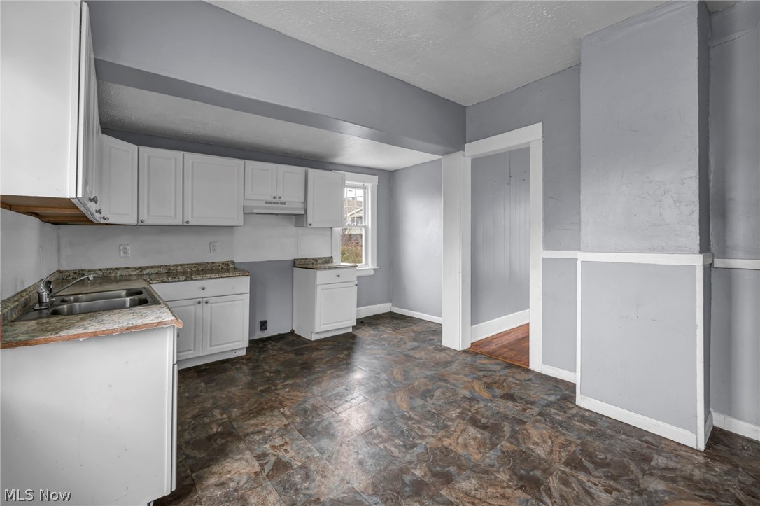 14819 Westropp Avenue Cleveland OH 44110