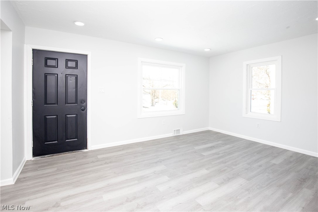 1291 Roslyn Avenue Akron OH 44320