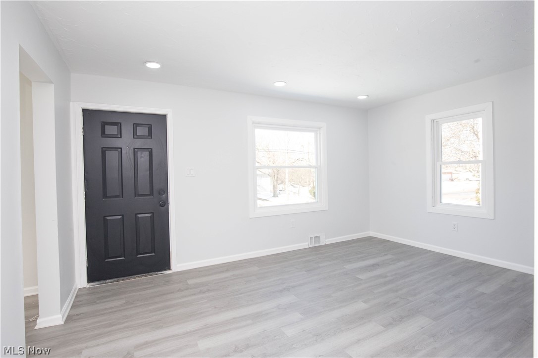 1291 Roslyn Avenue Akron OH 44320