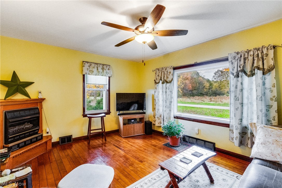 4007 Durst Clagg Road Cortland OH 44410