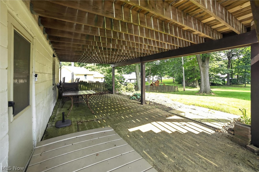 673 Knollwood Drive Green OH 44685