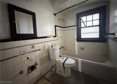 8127 Garfield Boulevard Garfield Heights OH 44125