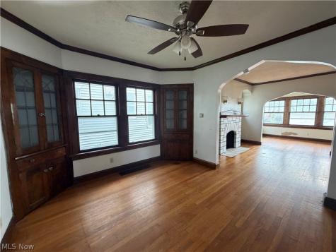 8127 Garfield Boulevard Garfield Heights OH 44125