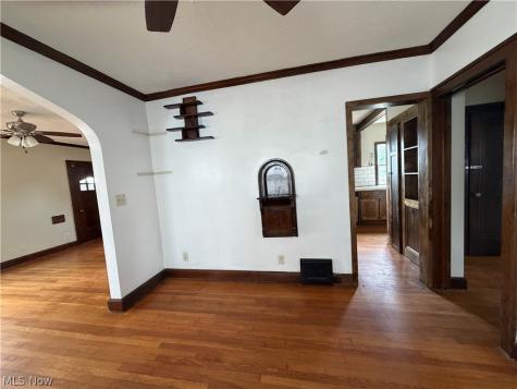 8127 Garfield Boulevard Garfield Heights OH 44125
