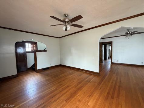 8127 Garfield Boulevard Garfield Heights OH 44125