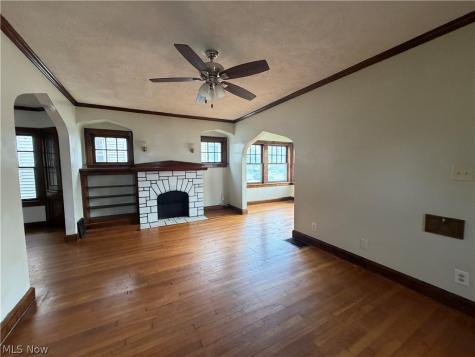8127 Garfield Boulevard Garfield Heights OH 44125