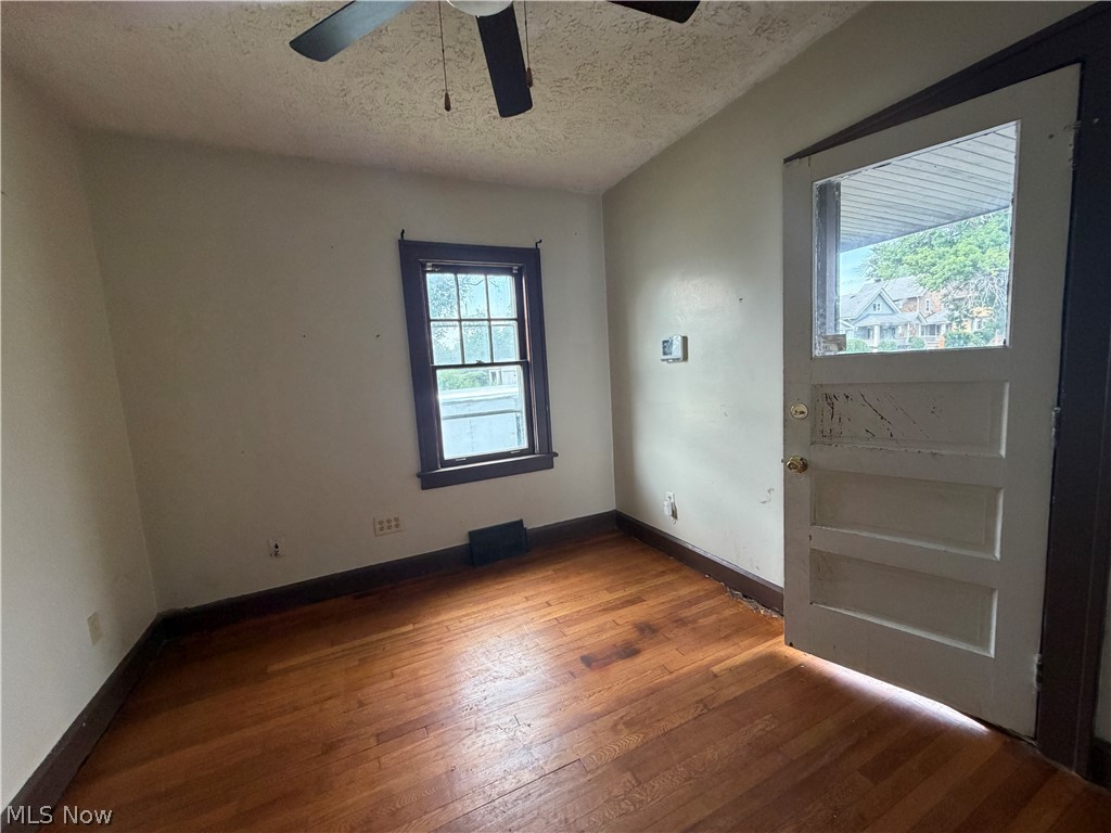 8127 Garfield Boulevard Garfield Heights OH 44125