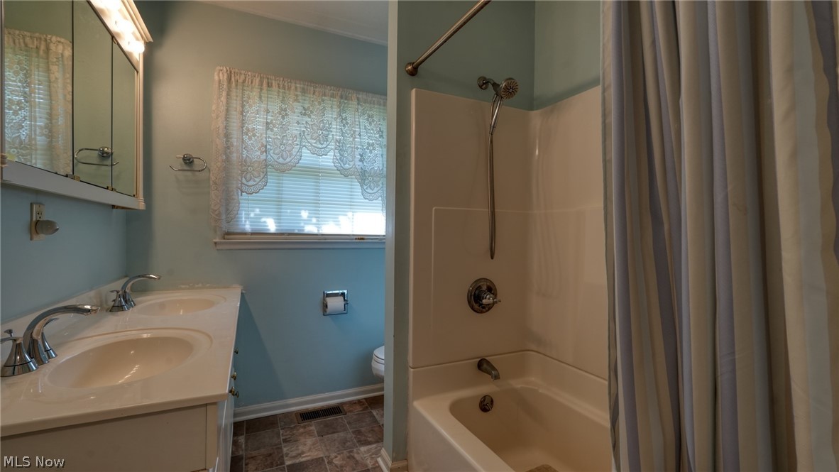 63075 Ridgewood Drive Cambridge OH 43725