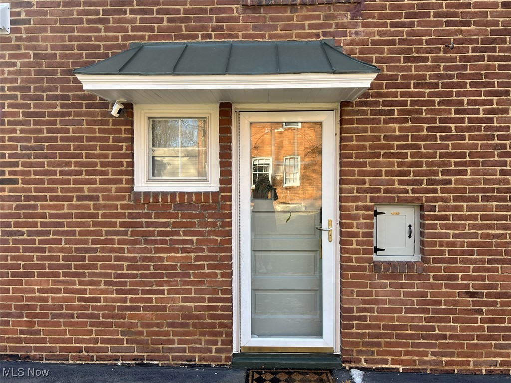 2399 Edgerton Road University Heights OH 44118