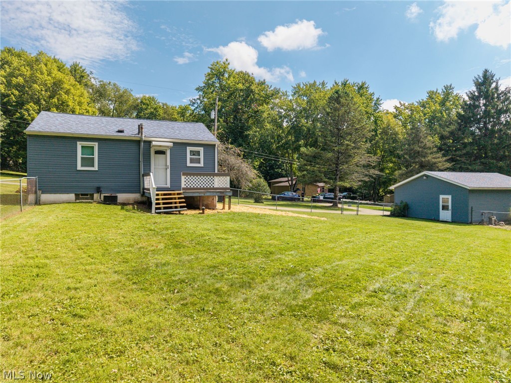 7524 N 7th Avenue Clinton OH 44216