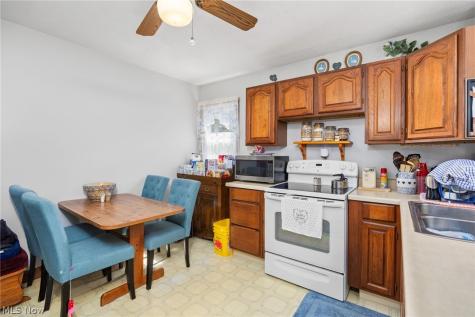 7524 N 7th Avenue Clinton OH 44216