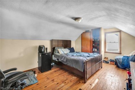 15812 Grant Avenue Maple Heights OH 44137