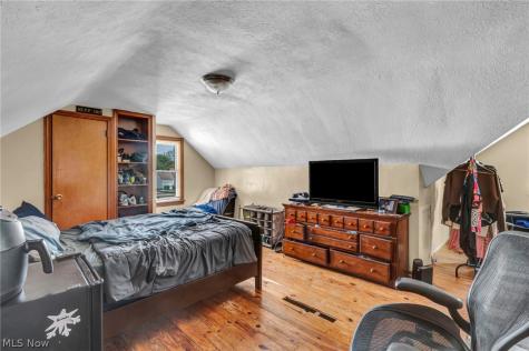 15812 Grant Avenue Maple Heights OH 44137