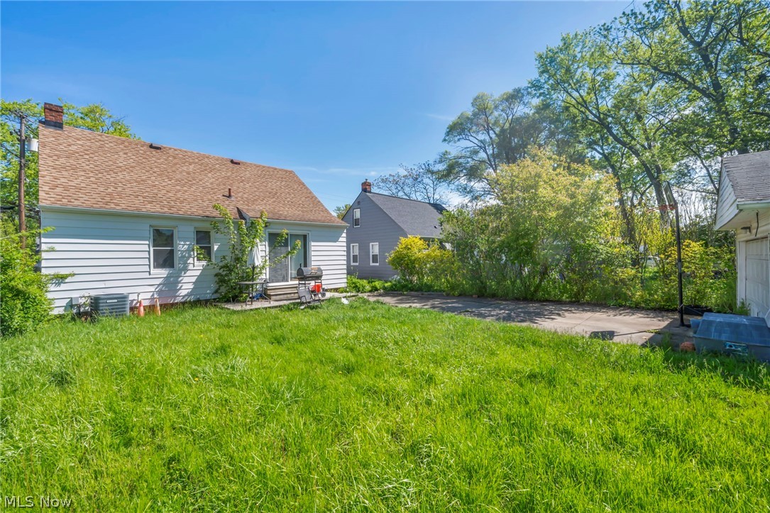 15812 Grant Avenue Maple Heights OH 44137