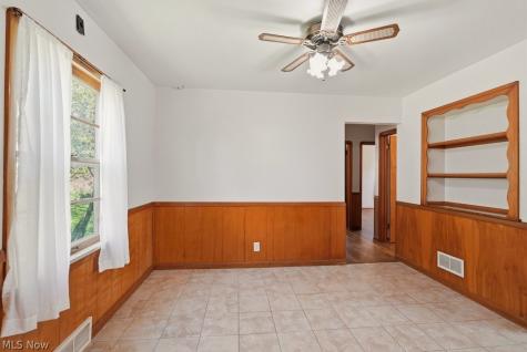 125 Meadowlane Road Seven Hills OH 44131