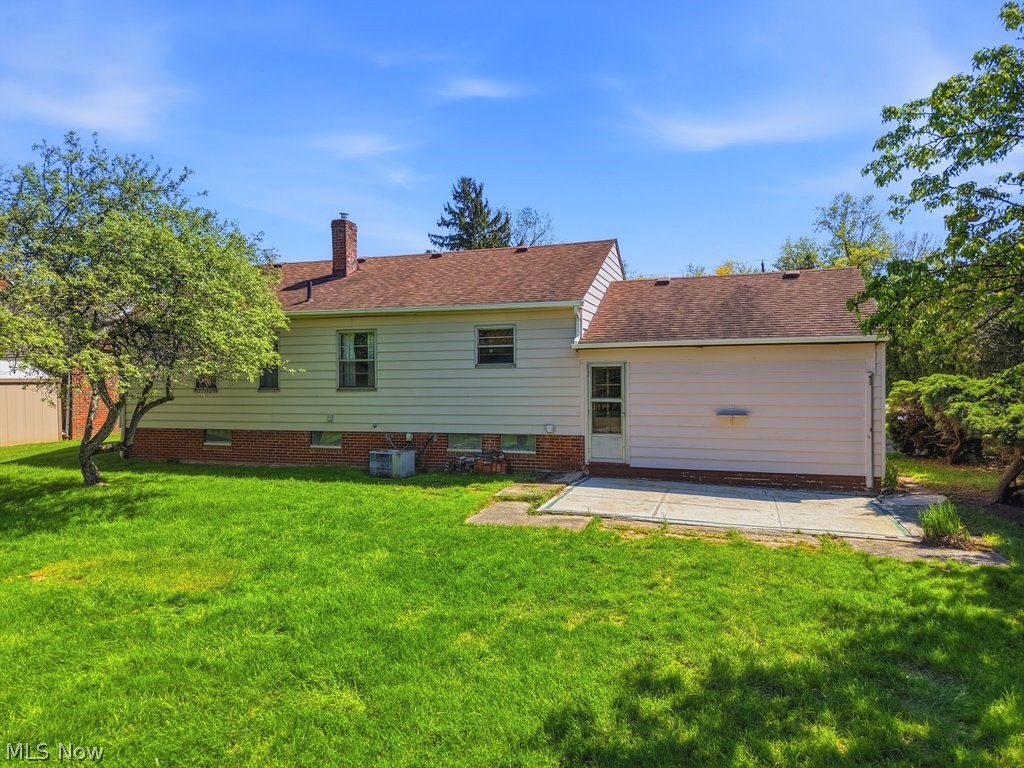 125 Meadowlane Road Seven Hills OH 44131