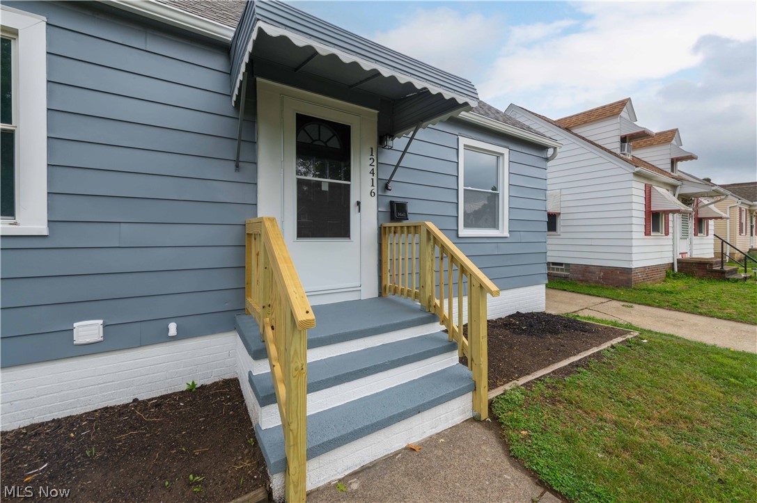 12416 Mortimer Avenue Cleveland OH 44111