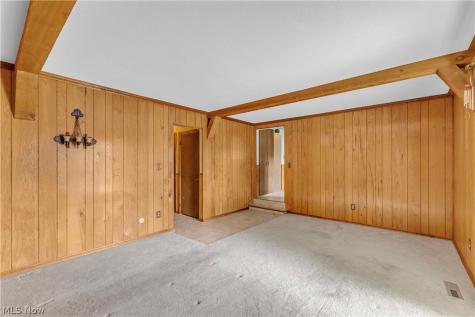 1913 Alcott Lane Brunswick OH 44212