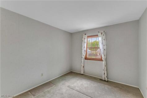 1913 Alcott Lane Brunswick OH 44212