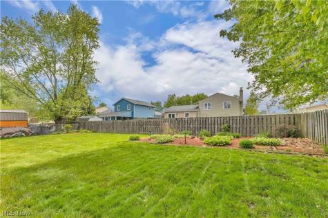 1913 Alcott Lane Brunswick OH 44212
