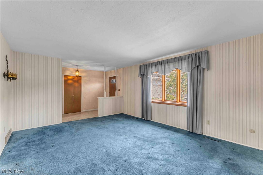 1913 Alcott Lane Brunswick OH 44212