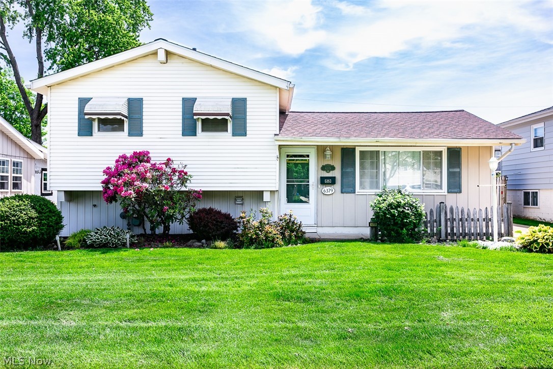 6379 Edgehurst Drive Brook Park OH 44142
