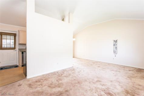 6379 Edgehurst Drive Brook Park OH 44142