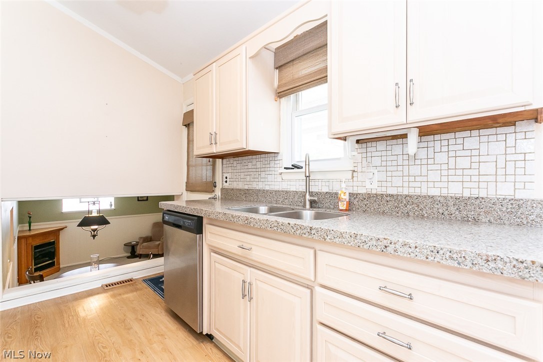 6379 Edgehurst Drive Brook Park OH 44142