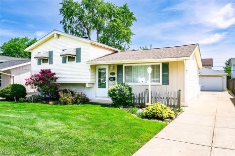 6379 Edgehurst Drive Brook Park OH 44142