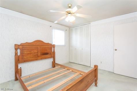 6379 Edgehurst Drive Brook Park OH 44142