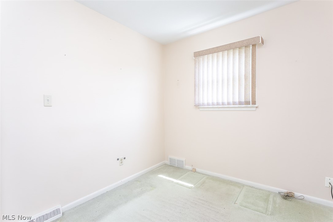 6379 Edgehurst Drive Brook Park OH 44142