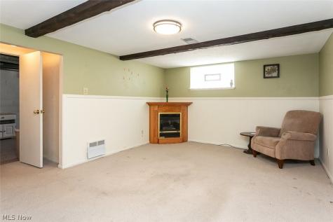 6379 Edgehurst Drive Brook Park OH 44142