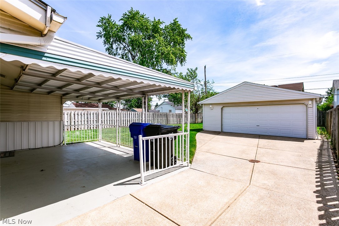 6379 Edgehurst Drive Brook Park OH 44142