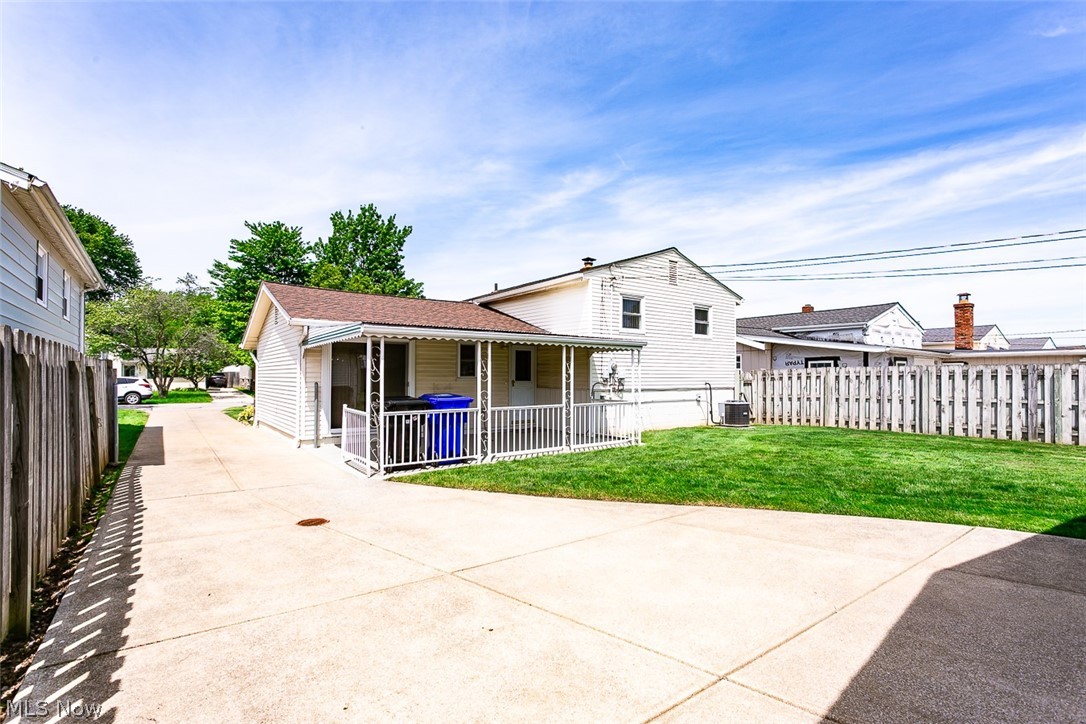 6379 Edgehurst Drive Brook Park OH 44142